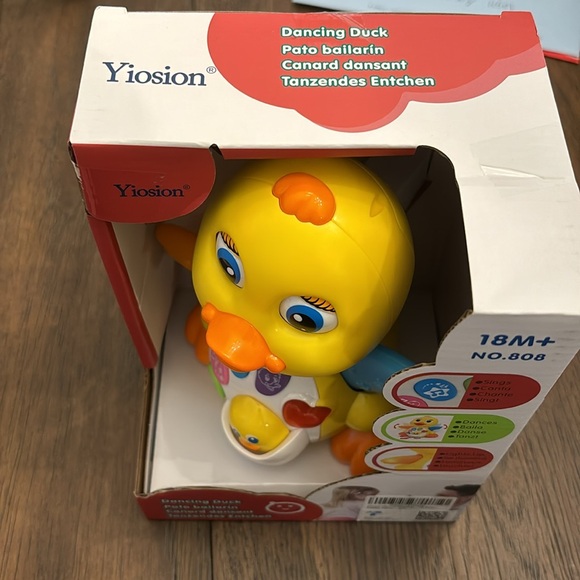 Still sealed Baby Musical Duck Toy, Dancing yellow duck. 18M+ - Picture 2 of 5
